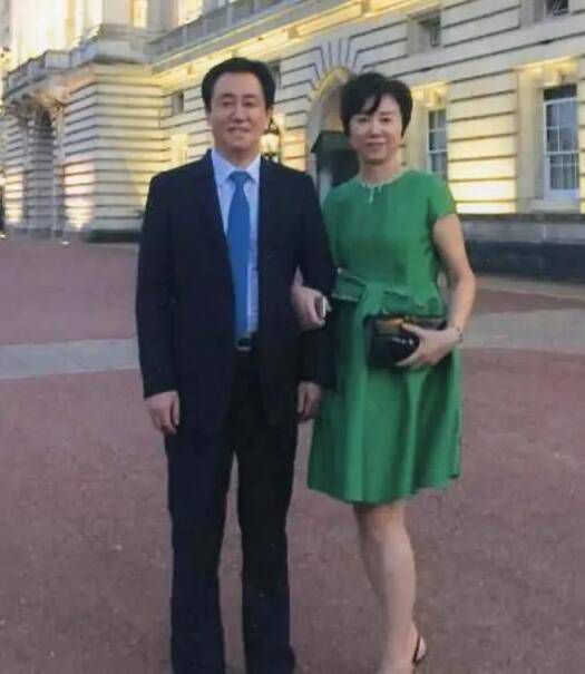 avove黑丝在线